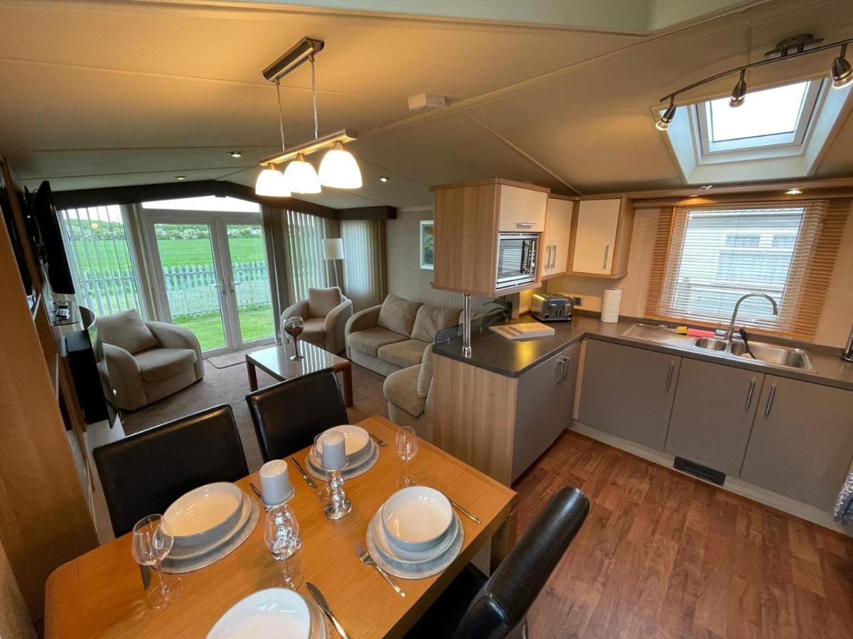 Millfields Holiday Park 英戈尔德梅尔斯 外观 照片